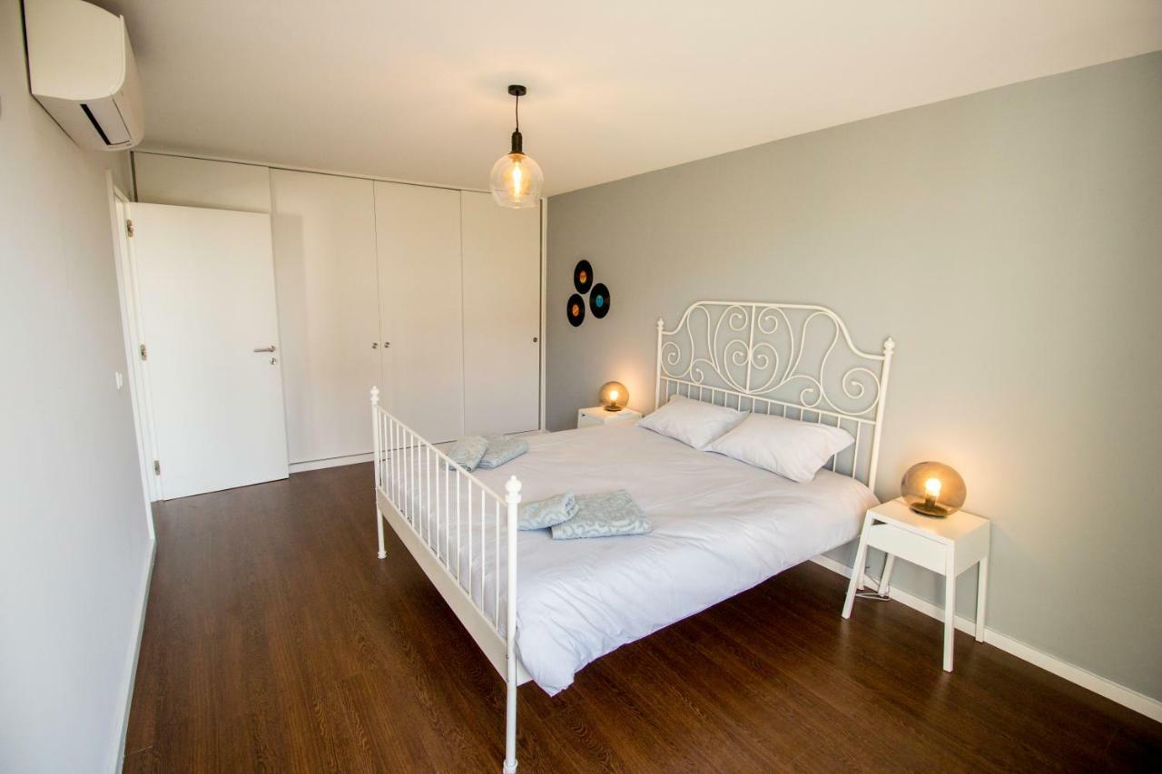 Guest H4U - Bonjardim Pop Art City Center Porto Exterior photo